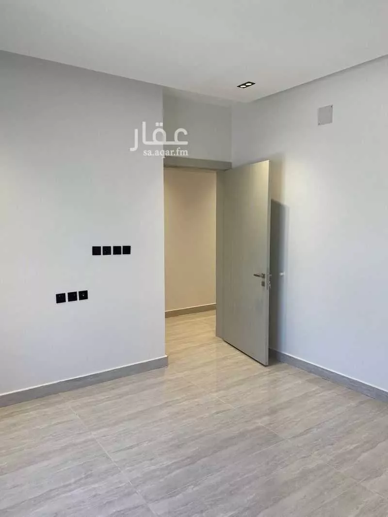 4 bedroom apartment in Al Hazm 5
