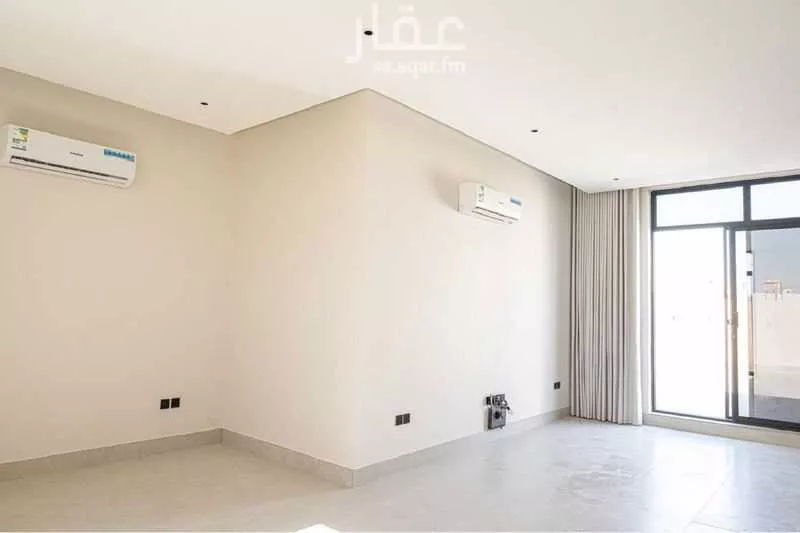 فيلا 8 غرف في النرجس 3