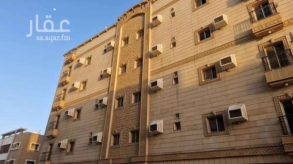 عمارة 780 م² في مشرفة 1