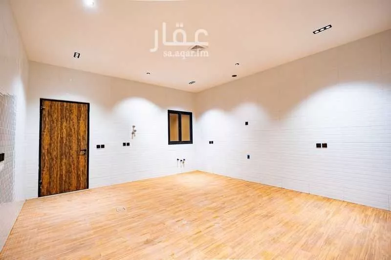 9 bedroom villa in Ash Shulah 3