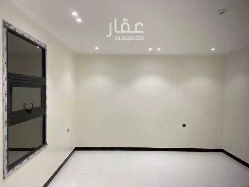 4 bedroom apartment in Al Aziziyah, Riyadh 6
