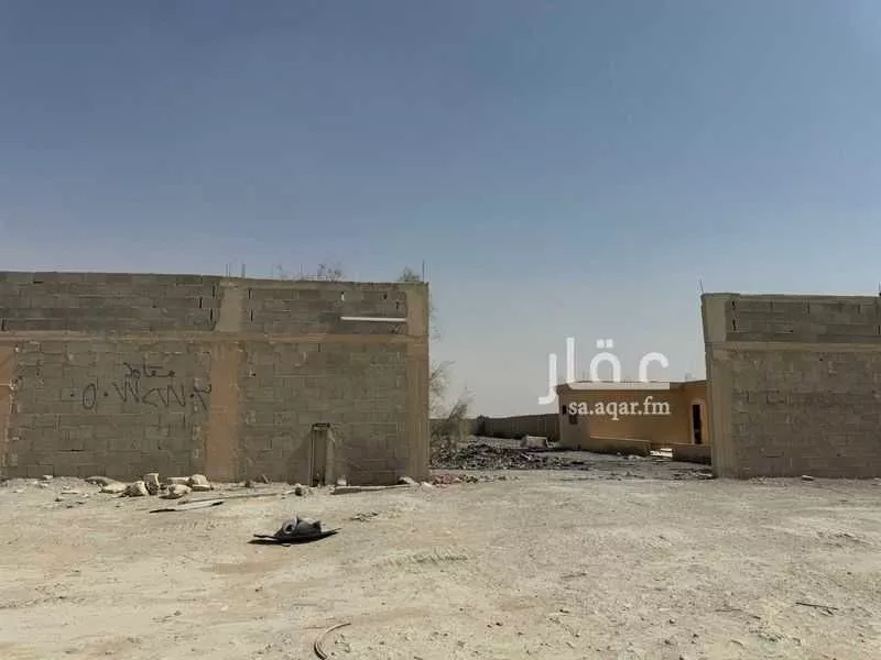 أرض 9600 م² في المنصورية 2