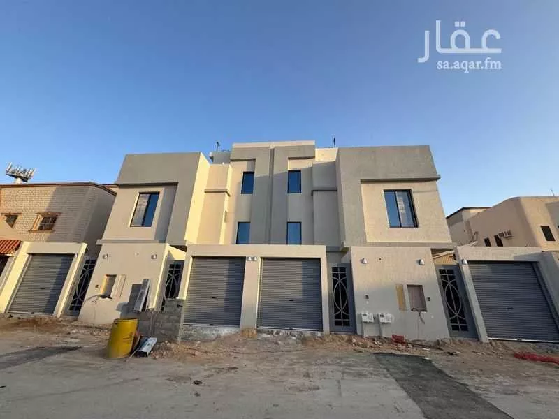 دور 7 غرف في العزيزية 1