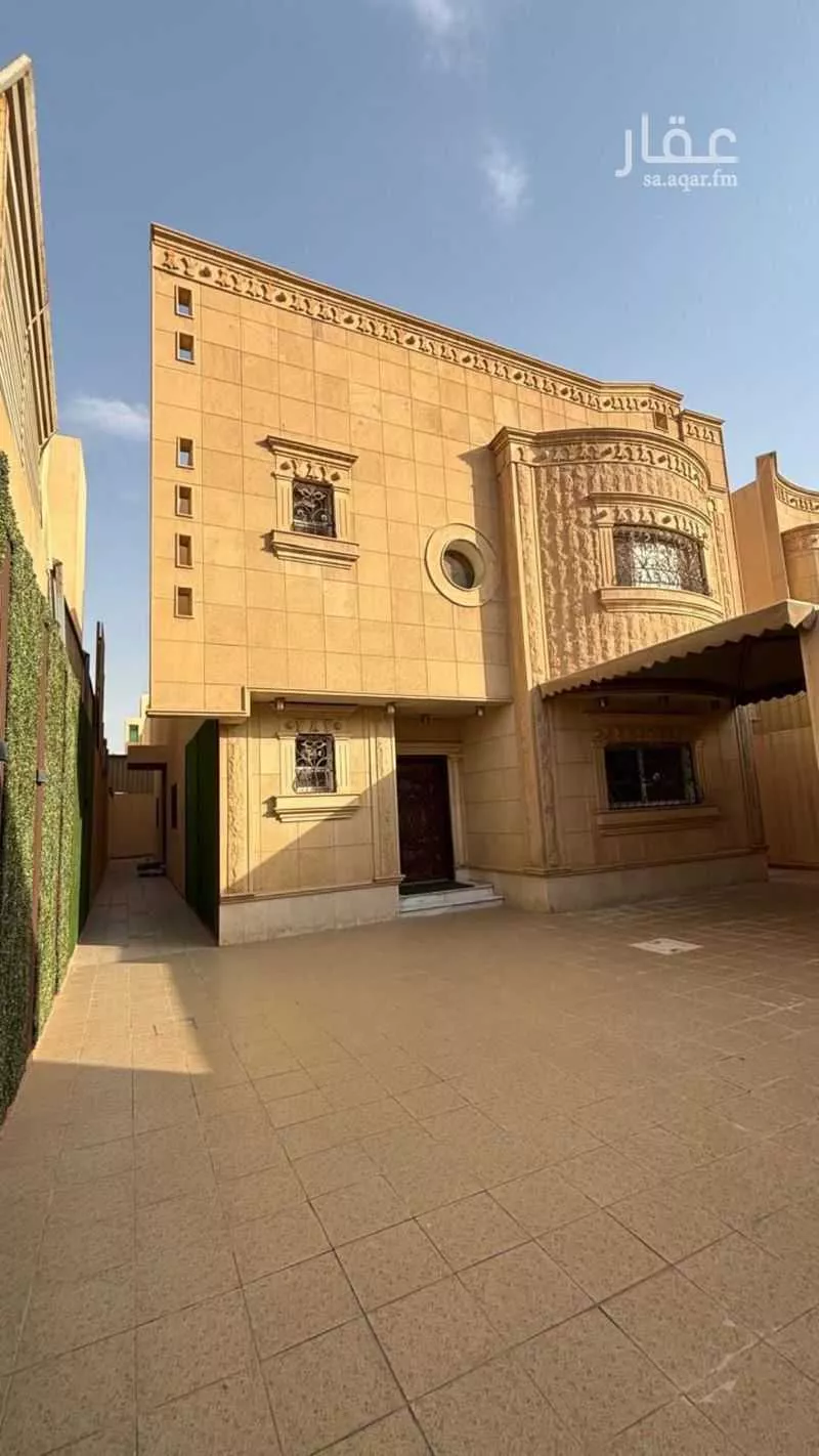 10 bedroom apartment in Al Aziziyah 2