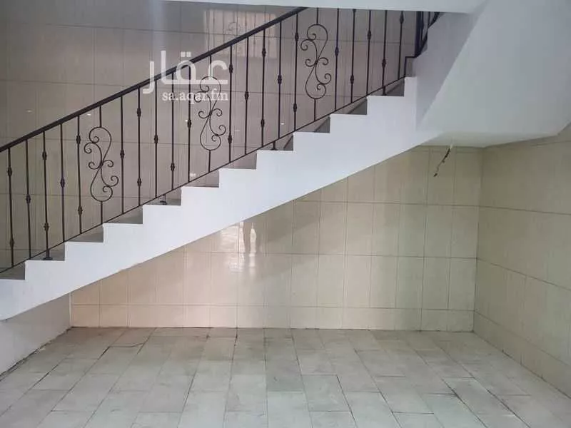 25 bedroom building in Al Aziziyah, Riyadh 18