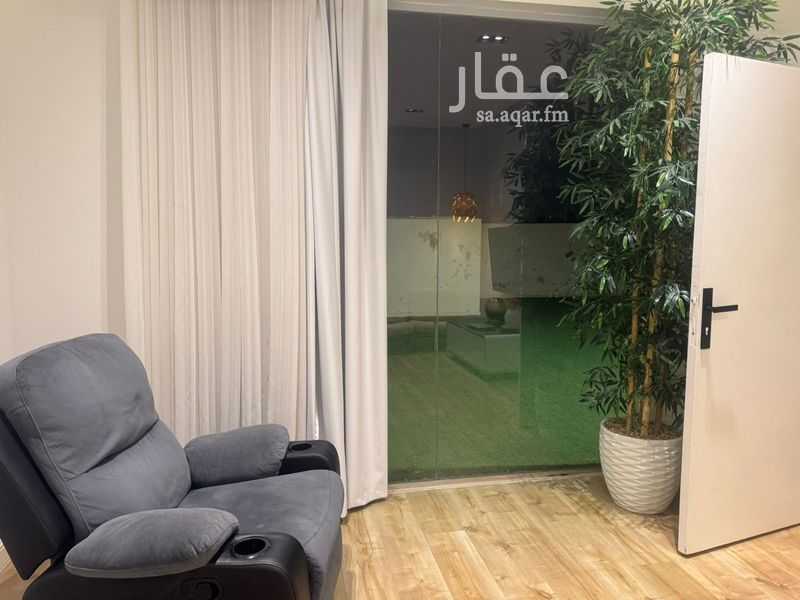 9 bedroom villa in King Faisal, Riyadh 4