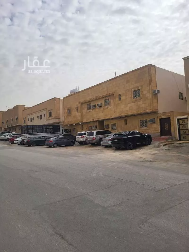 عمارة 810 م² في العزيزية 2