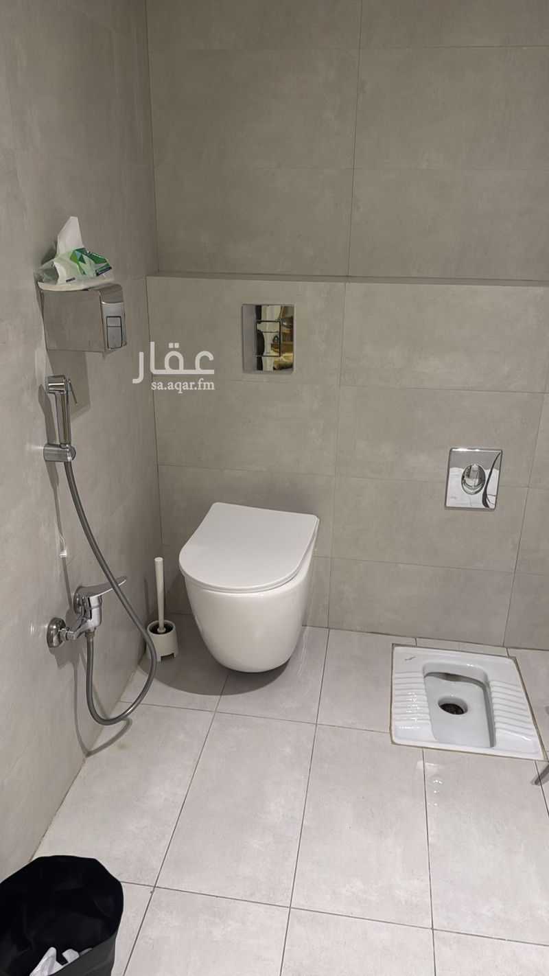 9 bedroom villa in King Faisal, Riyadh 17