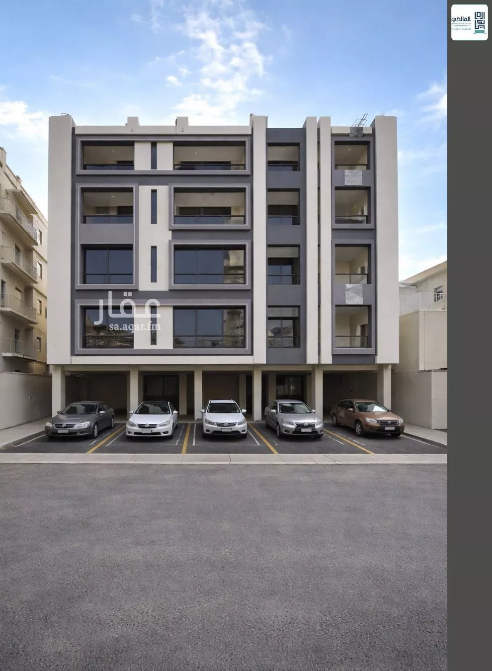 شقة 4 غرف في الروضة 1