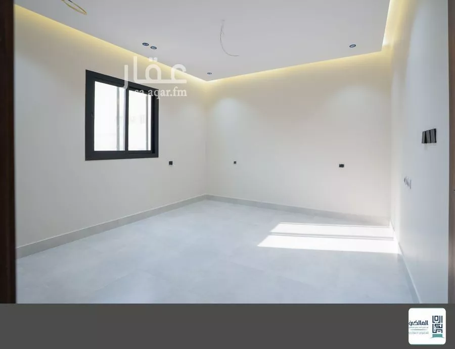 شقة 4 غرف في الروضة 4