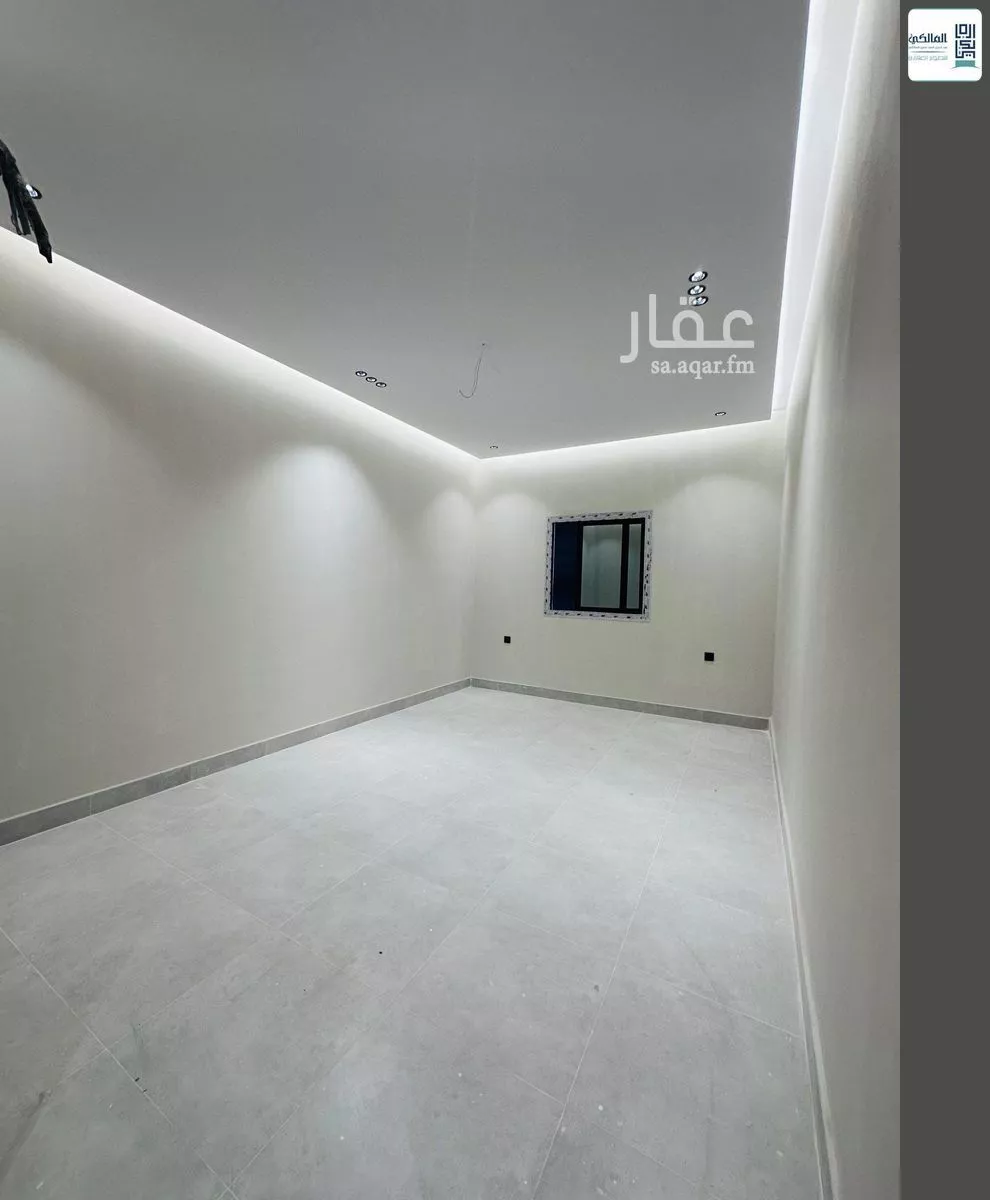 شقة 4 غرف في الروضة 4