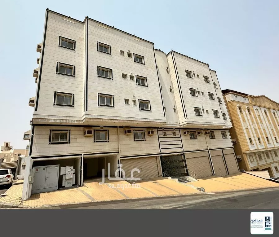 عمارة 610 م² في البحيرات 2