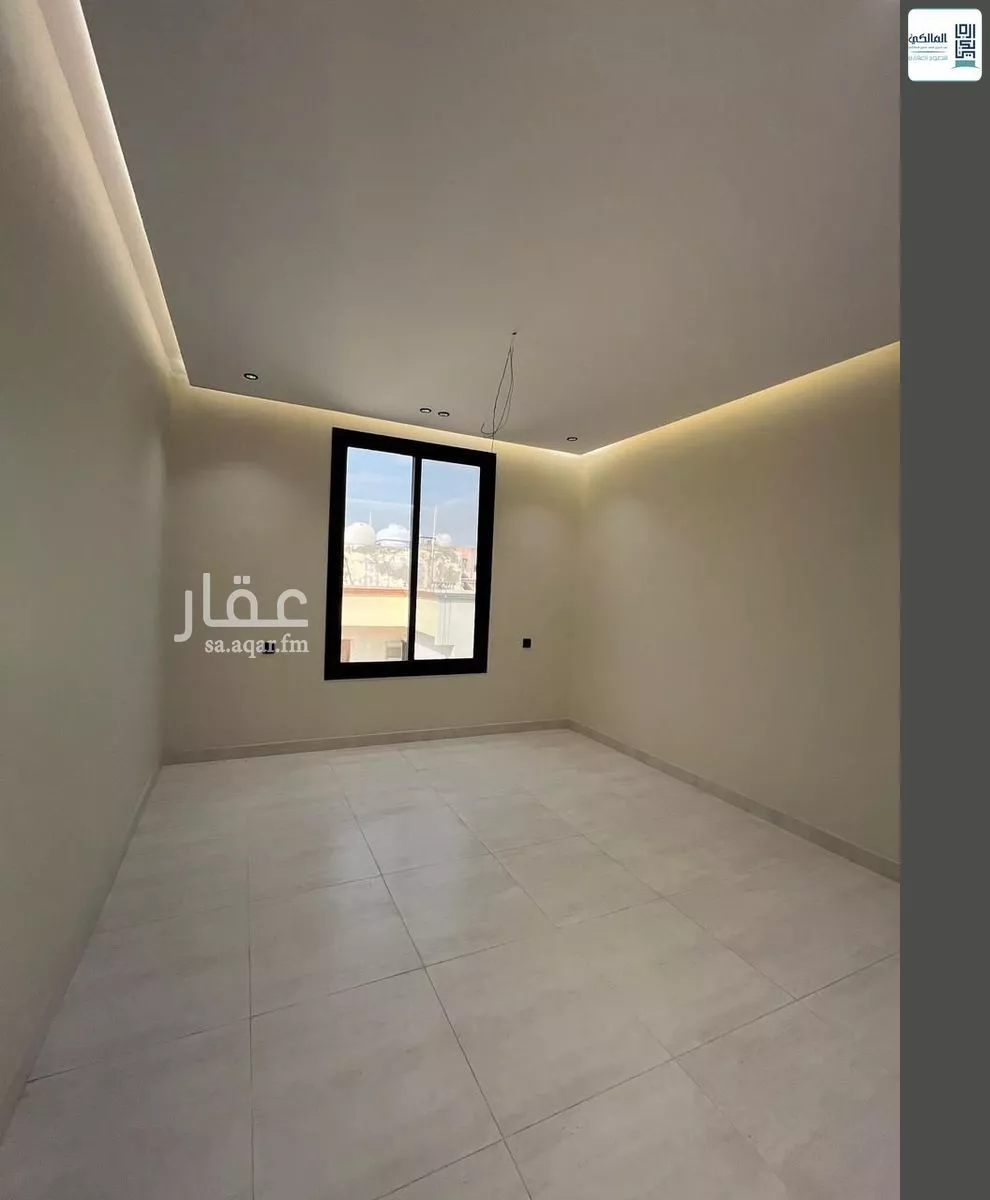 شقة 4 غرف في الروضة 5