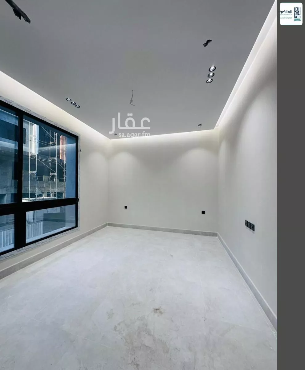 شقة 4 غرف في الروضة 4