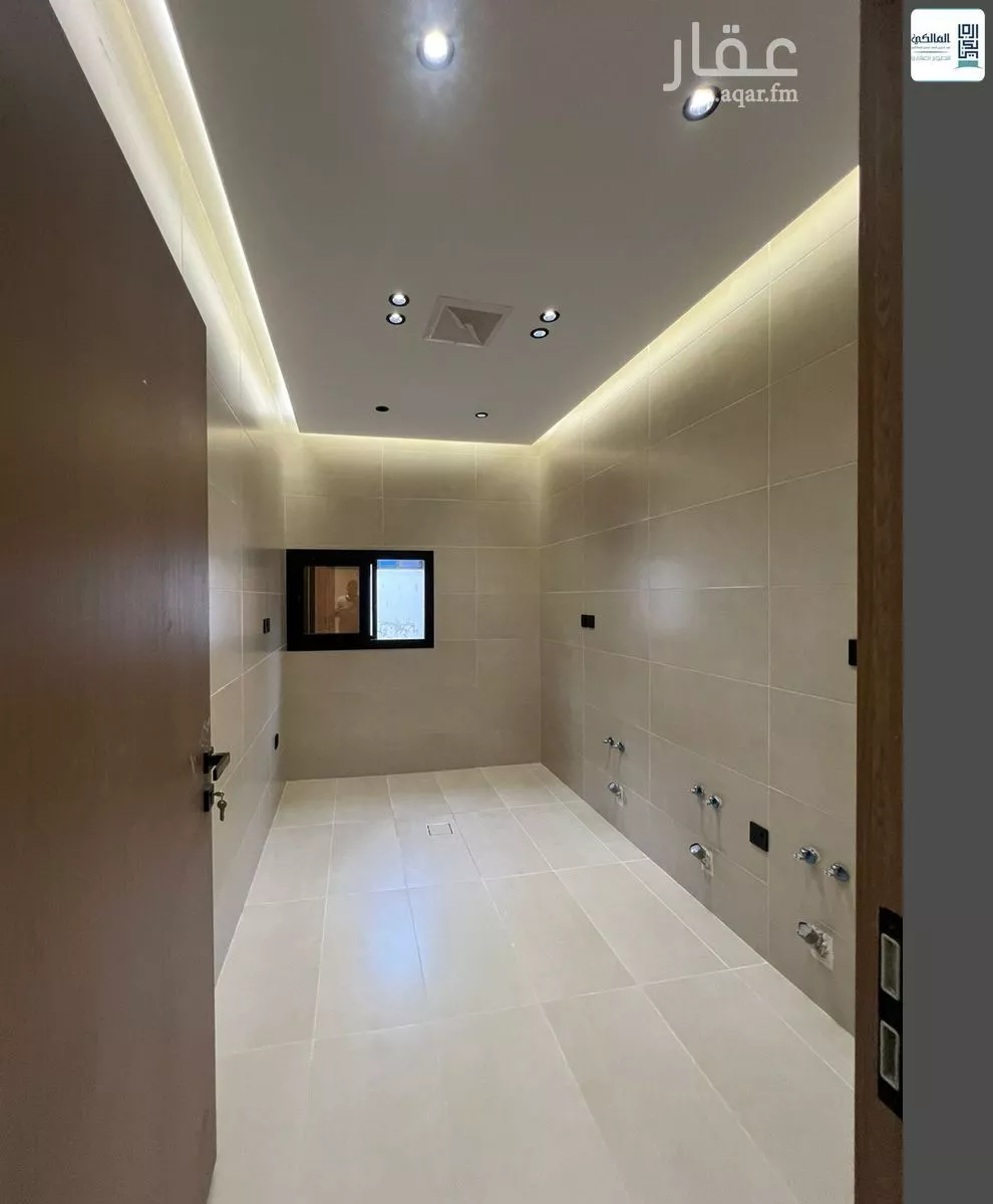 شقة 5 غرف في النعيم 5