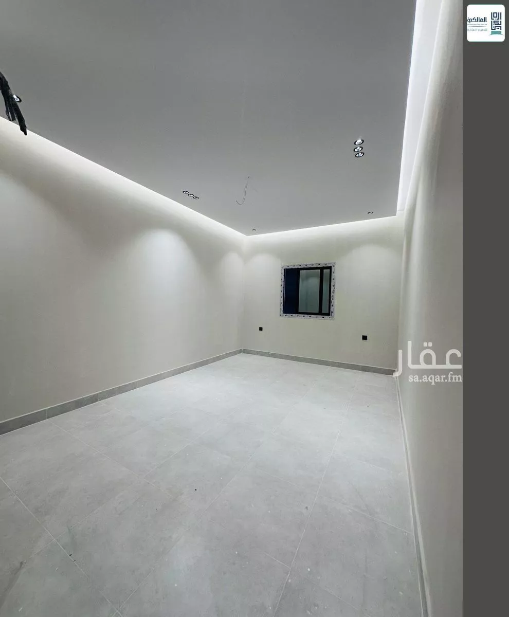 شقة 4 غرف في الروضة 4