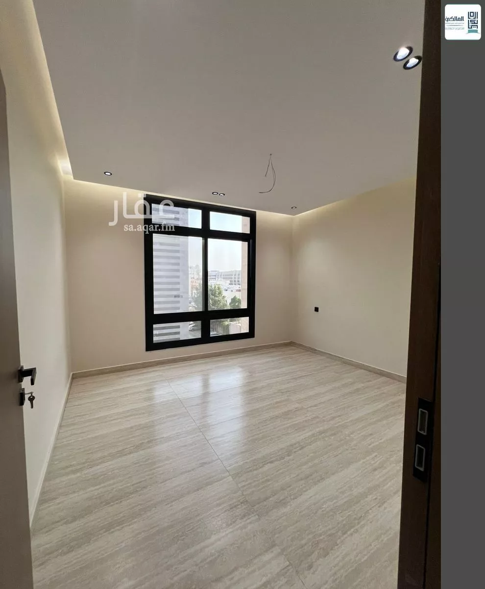 شقة 5 غرف في النعيم 3