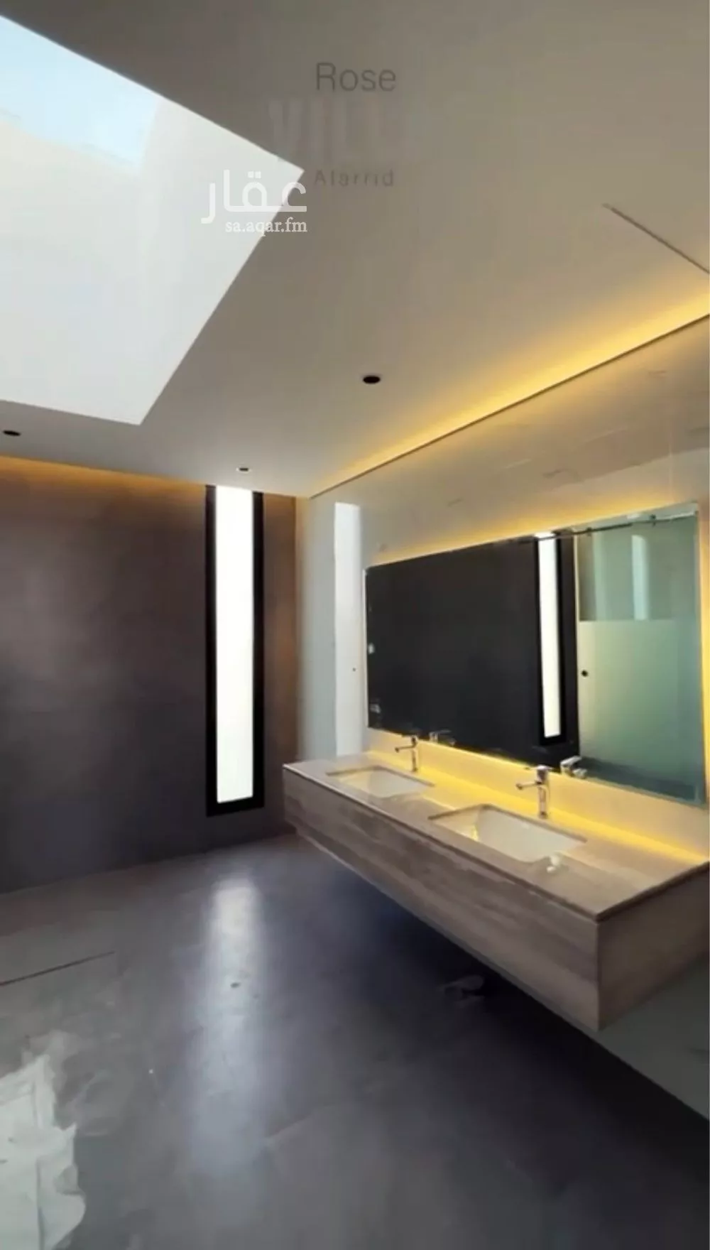 فيلا 5 غرف في العارض 3