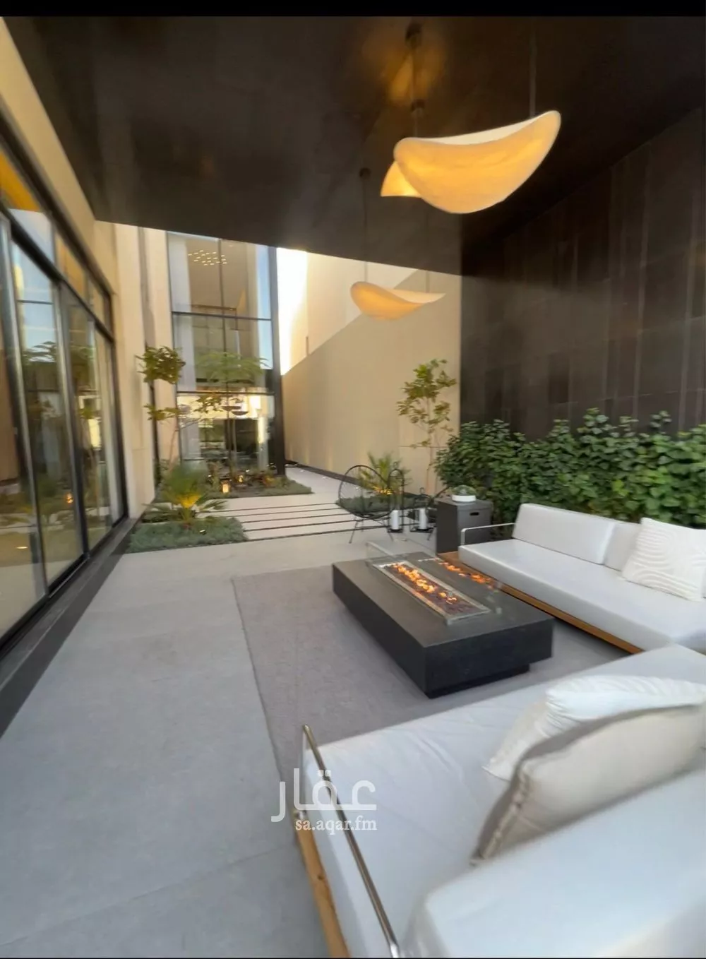 فيلا 6 غرف في الملقا 3