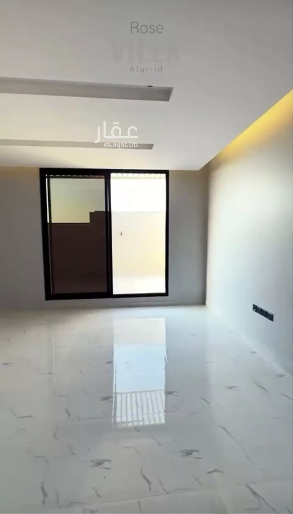 فيلا 5 غرف في العارض 4