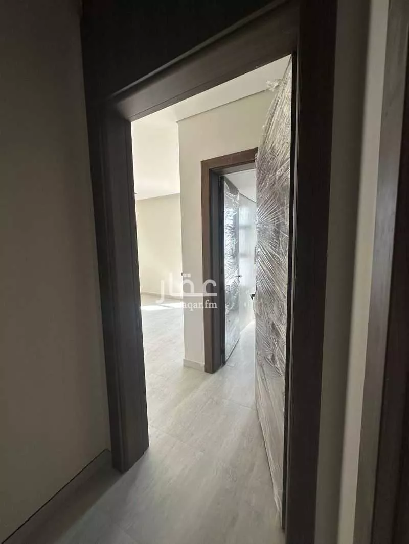 دور 5 غرف في العارض 4