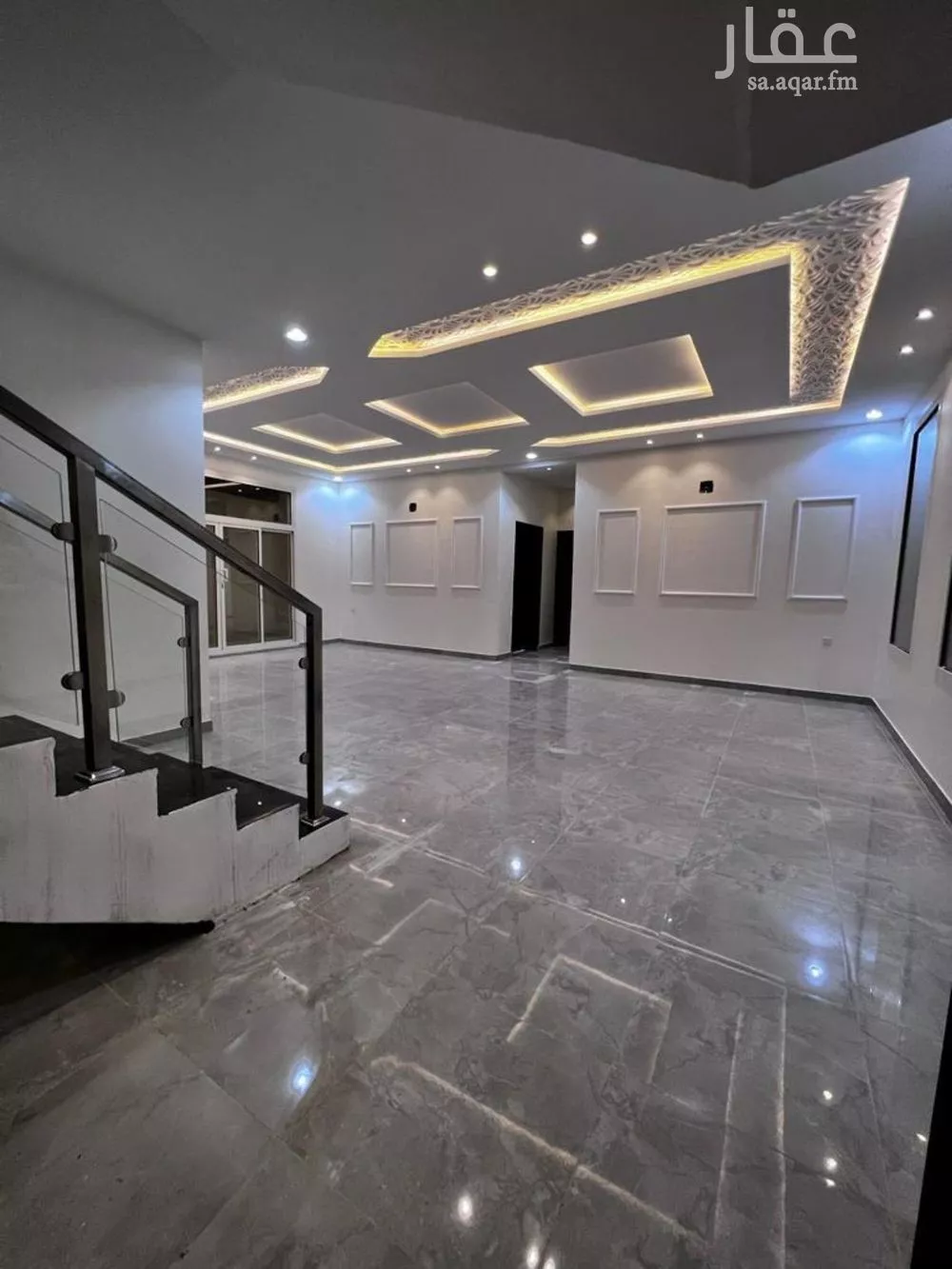 فيلا 14 غرف في الرمال 4