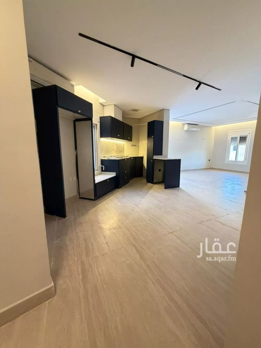 3 bedroom floor in Hittin 4