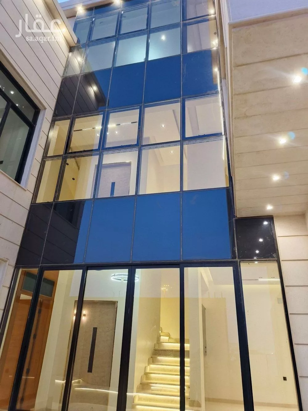 شقة 6 غرف في السعادة 2