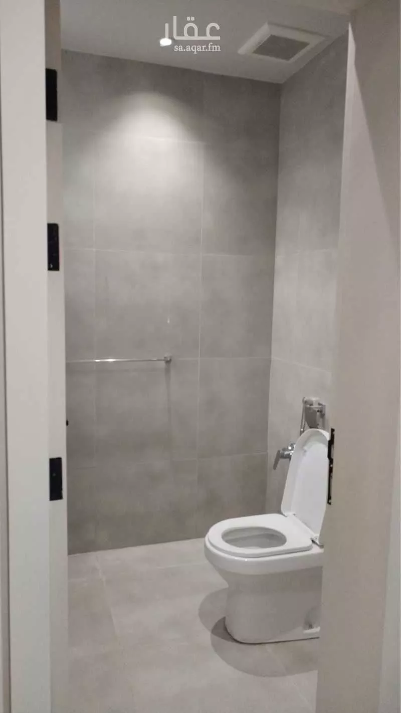 شقة 2 غرف في العارض 4