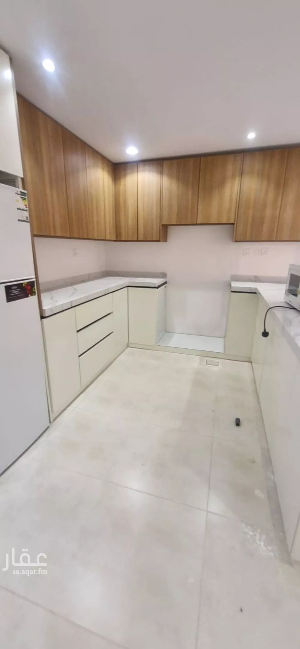 3 bedroom floor in Al Yasmin 4