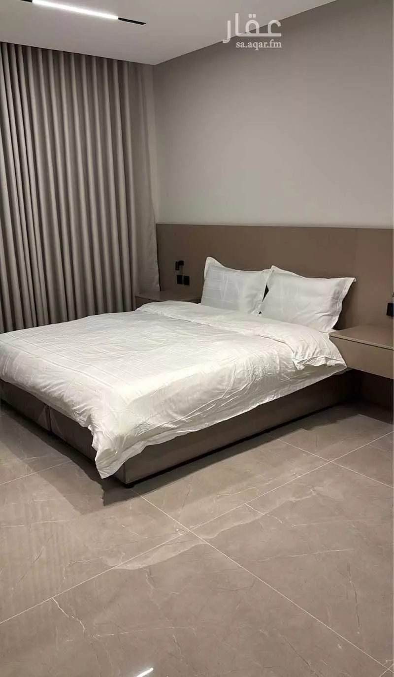 شقة 1 غرف في الملقا 5