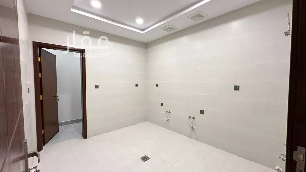 شقة 4 غرف في المروة 3