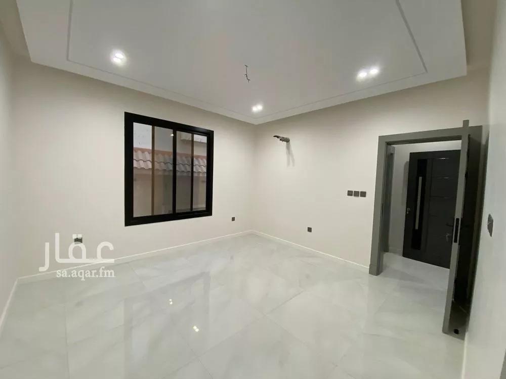 شقة 4 غرف في الزهراء 1