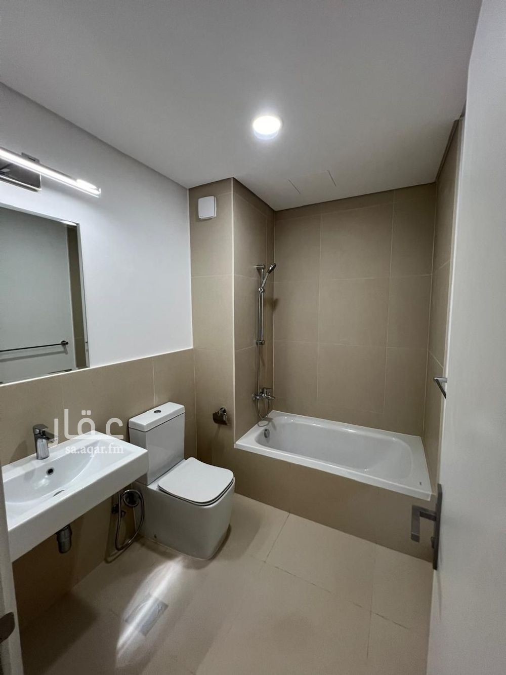 6 bedroom villa in Sidrah, Riyadh 16