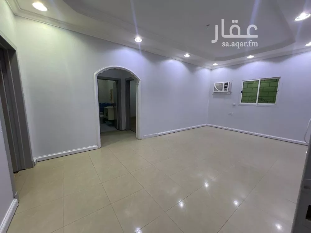 2 bedroom building in Al Yarmouk, Riyadh 6