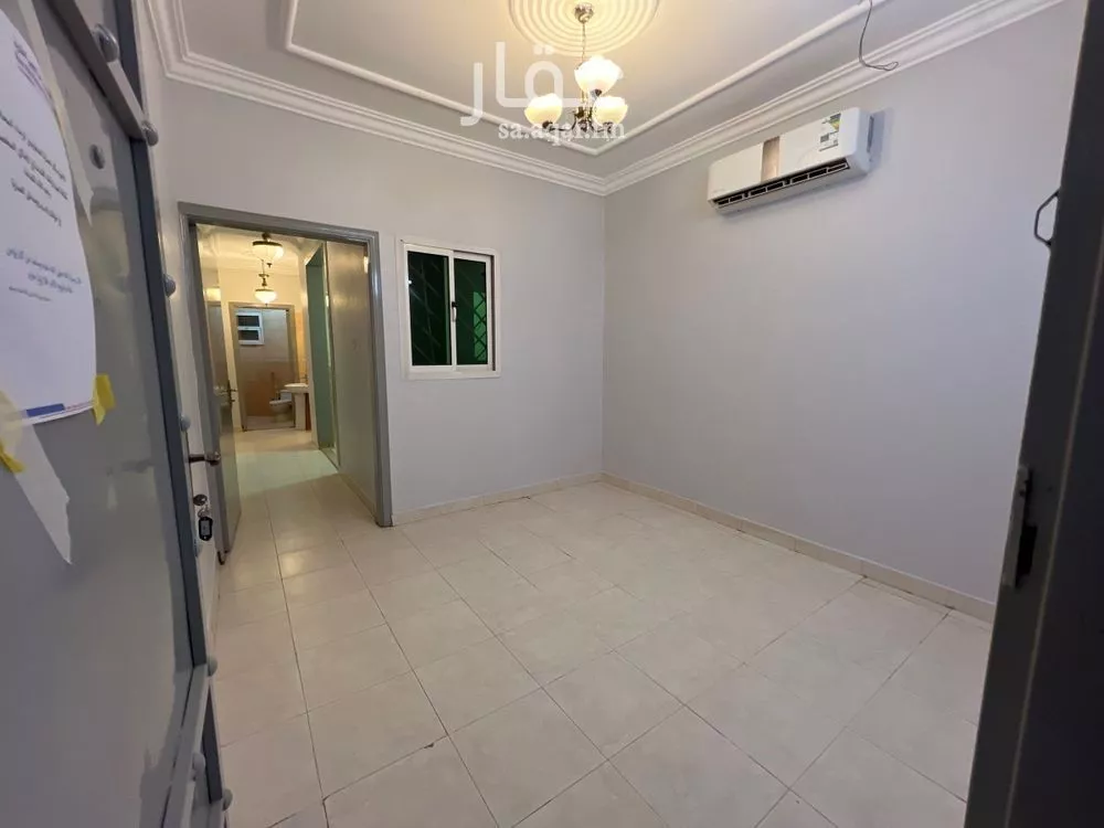 1 bedroom apartment in Ishbiliyah 4