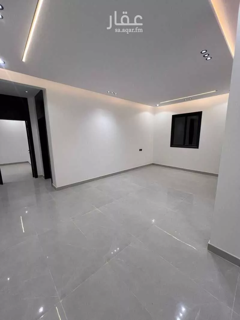 5 bedroom floor in Al Janadriyah 3