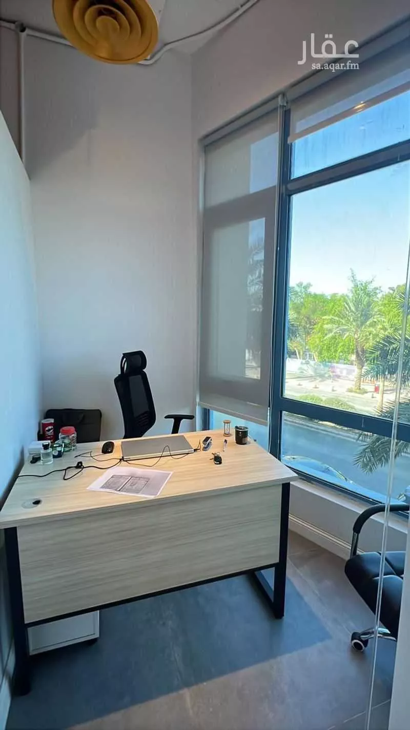 مكتب 884 م² في العارض 5