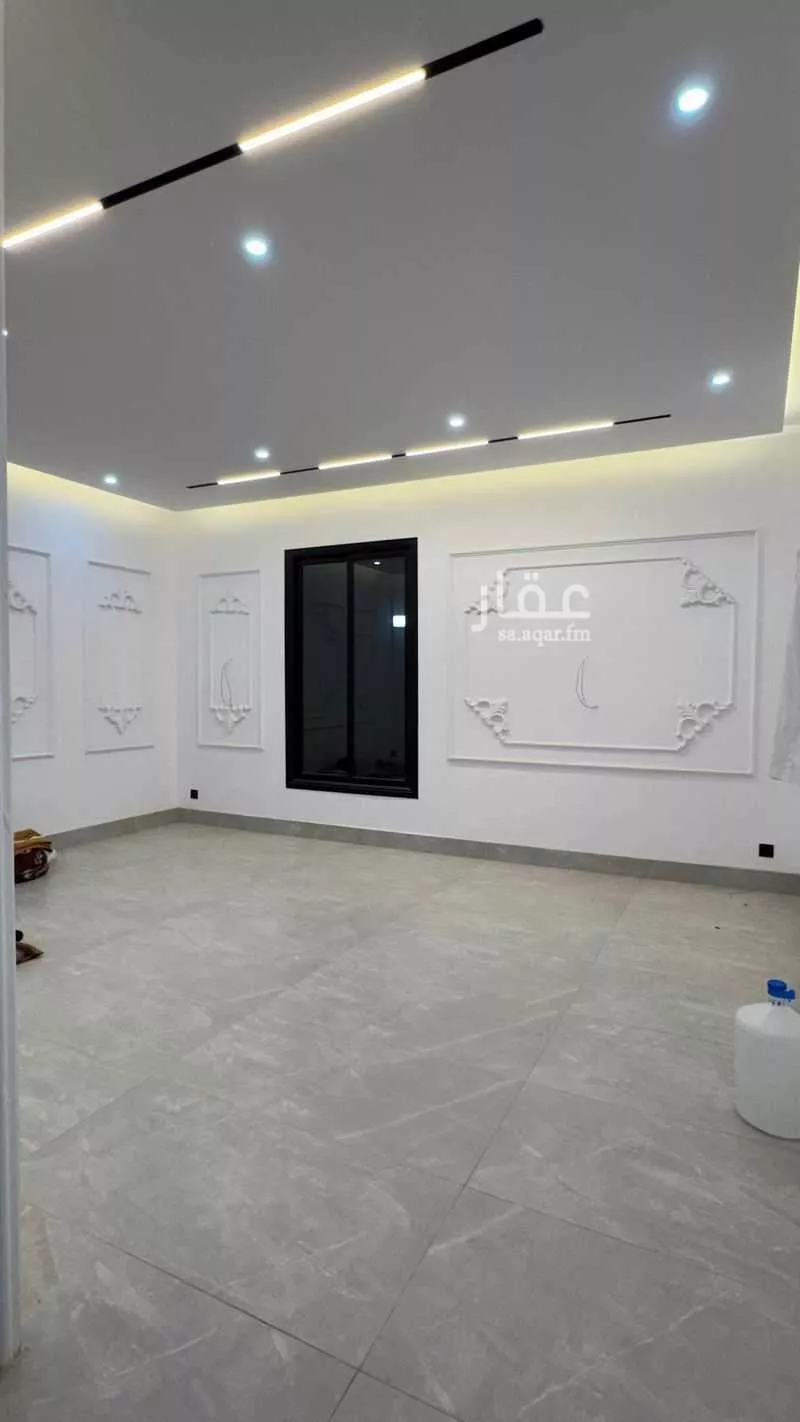 فيلا 5 غرف في النظيم 5