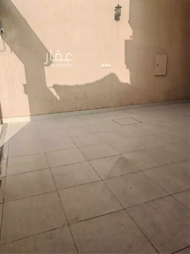 5 bedroom villa in Al Aridh 4