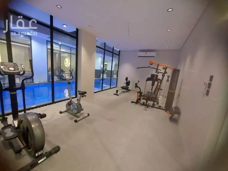 شقة 5 غرف في الحمرا 4