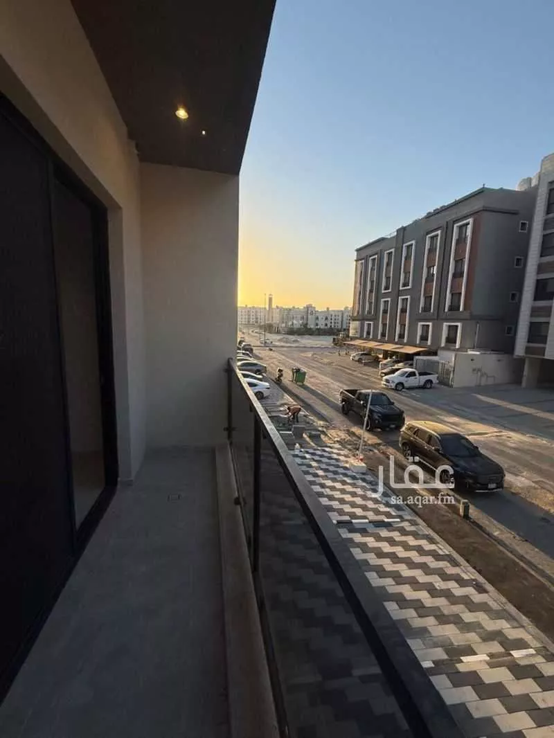 شقة 5 غرف في الحمرا 5