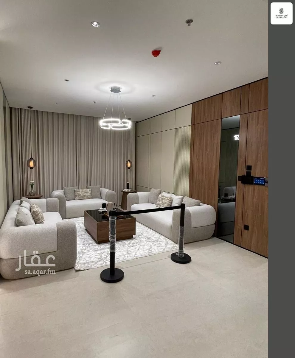 5 bedroom apartment in Al Bandariyah 2