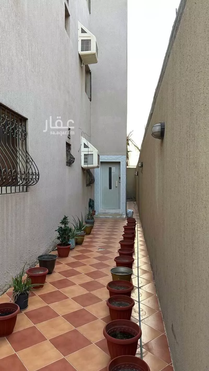 عمارة 700 م² في السامر 2