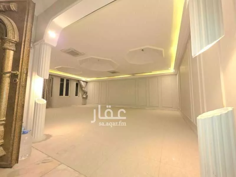 فيلا 12 غرف في الروابي 4