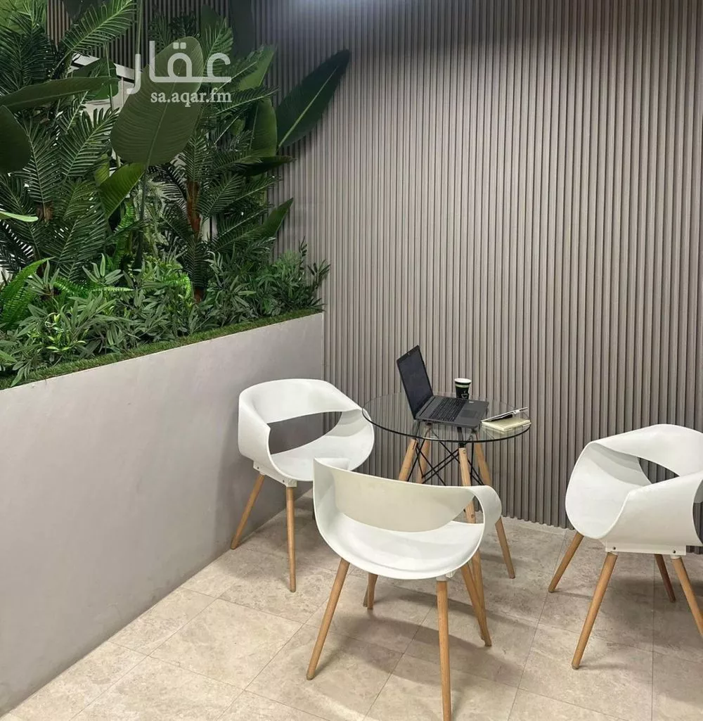 9000 sqm office in As Suwaidi 2