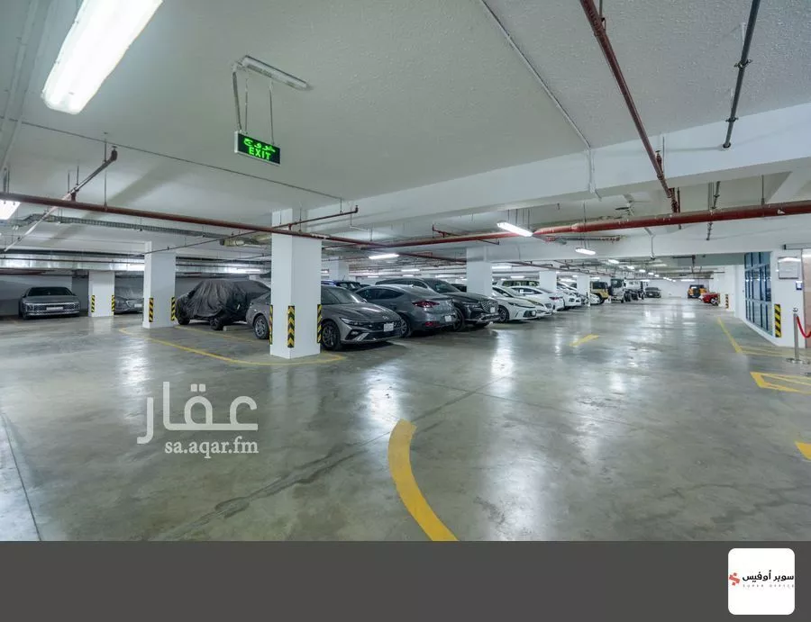 9000 sqm office in As Suwaidi 4
