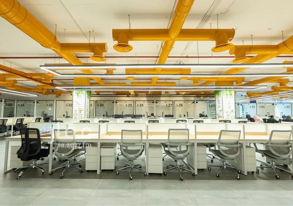 1 bedroom office in As Suwaidi, Riyadh 4