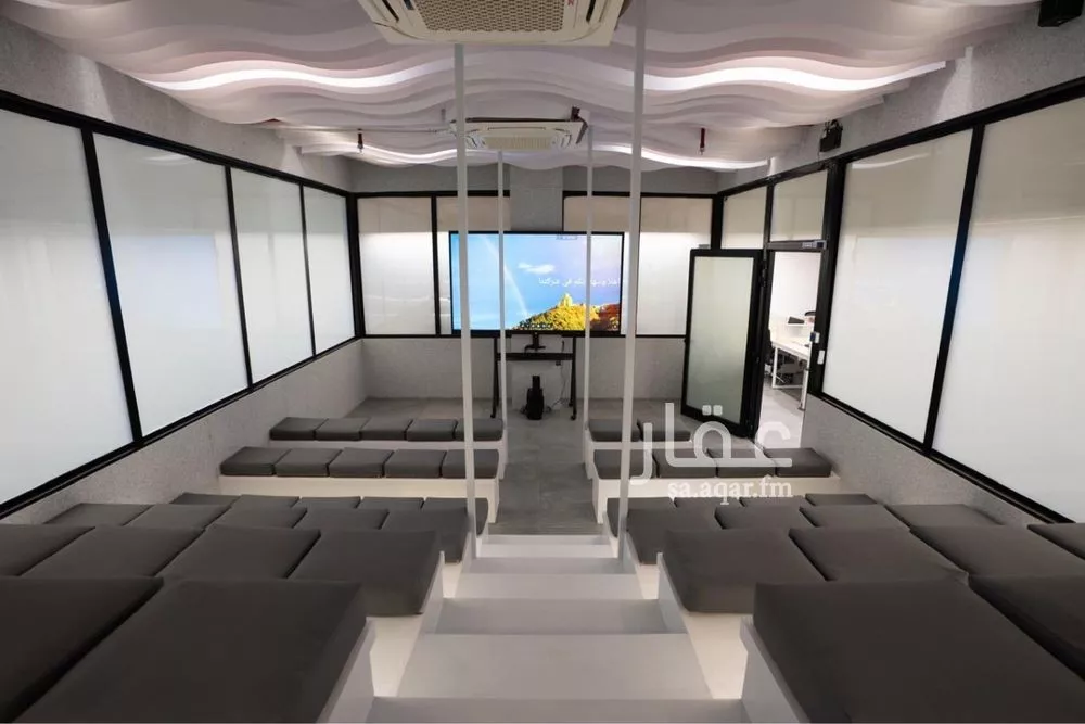 1 bedroom office in As Suwaidi, Riyadh 7