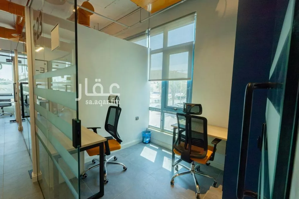 9000 sqm office in As Suwaidi 5